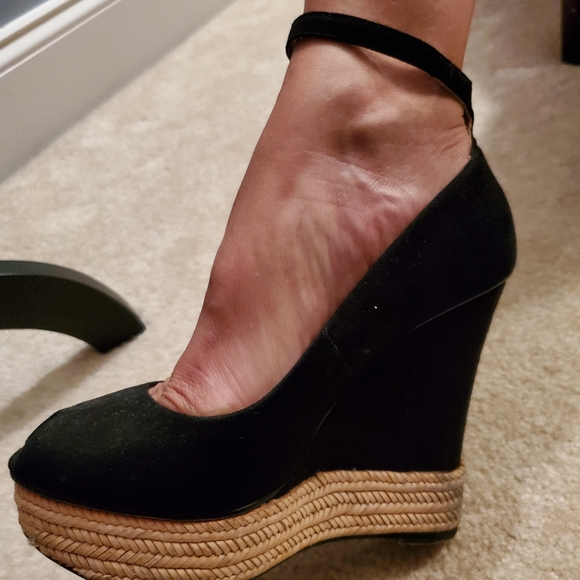 Wedge Shoes - Picture 1 of 2